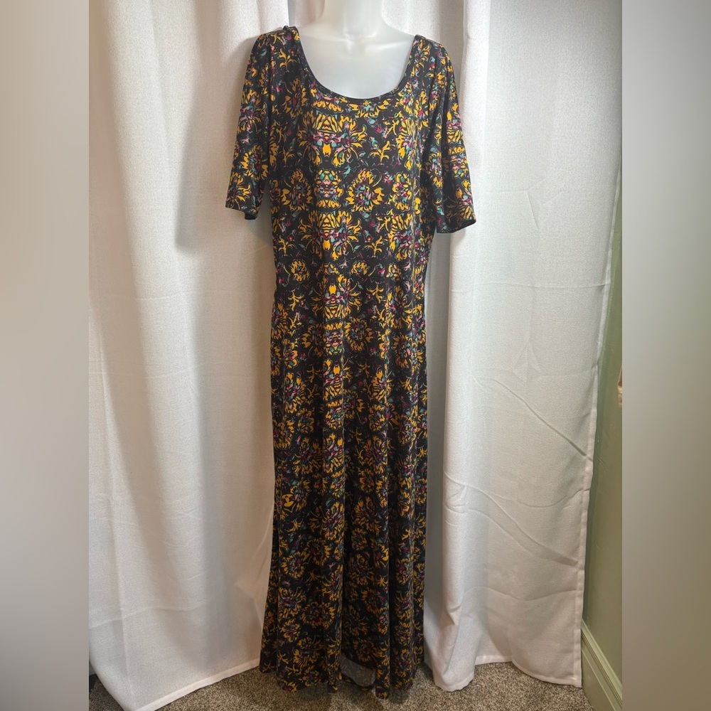 LuLaRoe Ana Dress Like New Plus Size 3XL Maxi Half Sleeve 0425